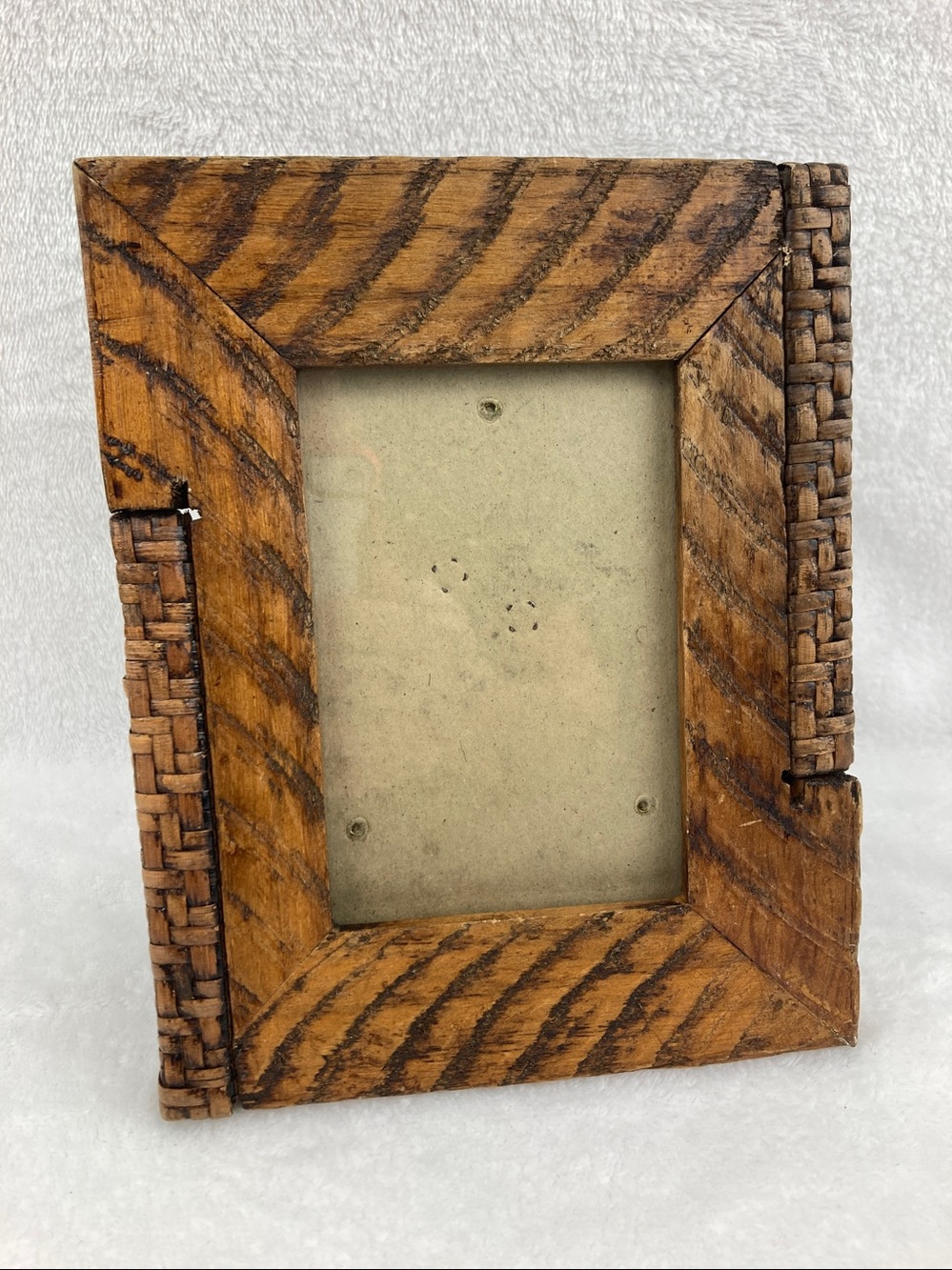 Vintage Farmhouse Rustic Wood & Raffia Picture Frame 8” x 6.5”, 3” x 5” photo
